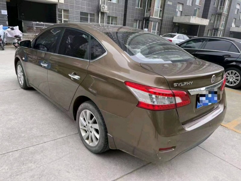 保定15年日产轩逸5