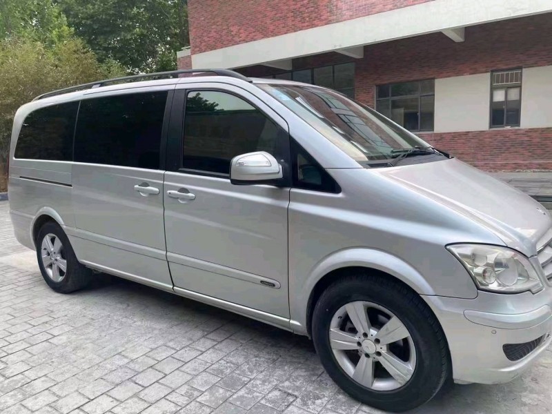 东营12年奔驰唯雅诺5