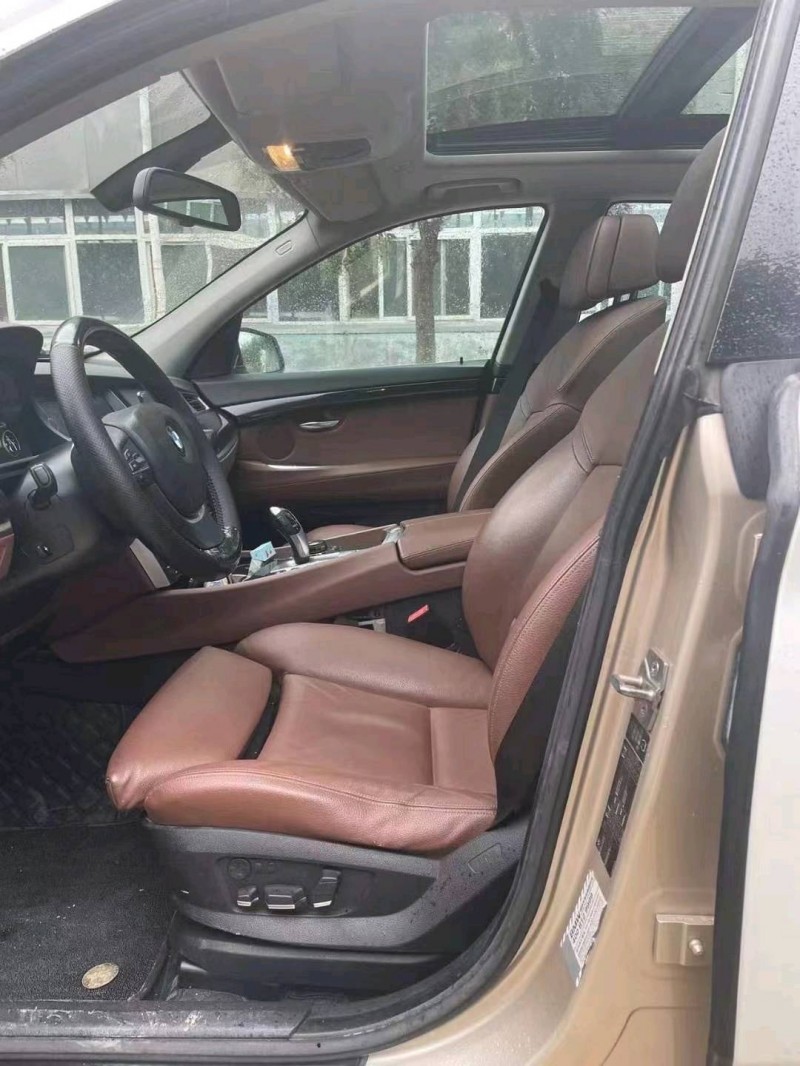 北京12年宝马5系6