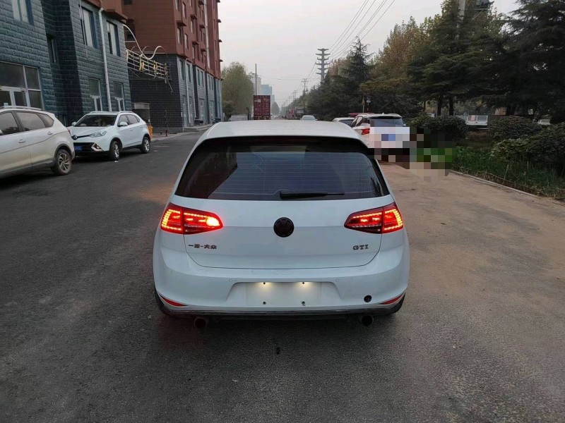 北京17年大众高尔夫8