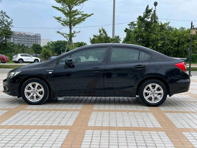汕头12年本田思域2