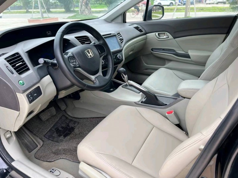 汕头12年本田思域3