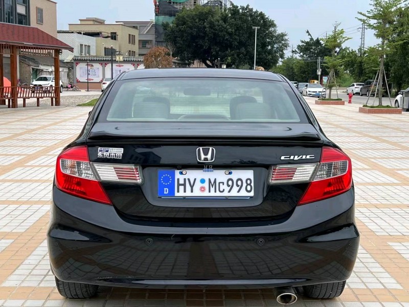 汕头12年本田思域7