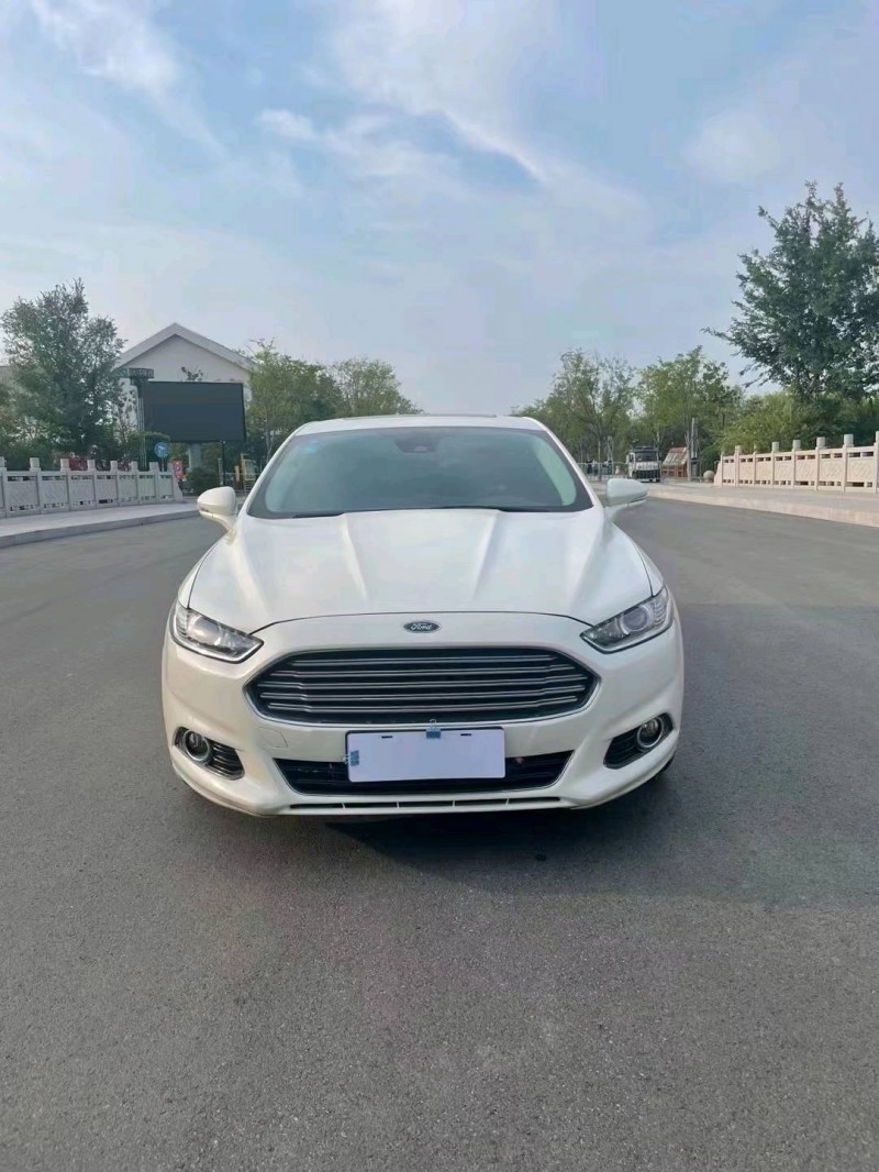 徐州15年福特蒙迪欧1