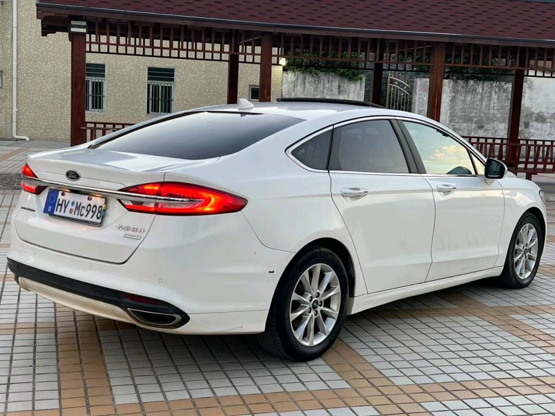 汕头17年福特蒙迪欧8