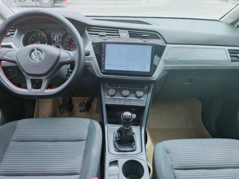 徐州17年大众途安5