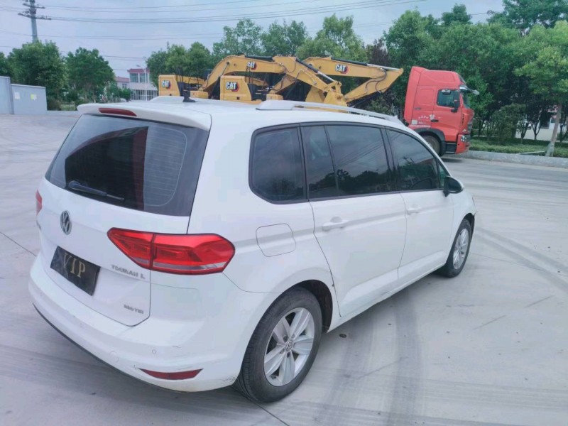 徐州17年大众途安2