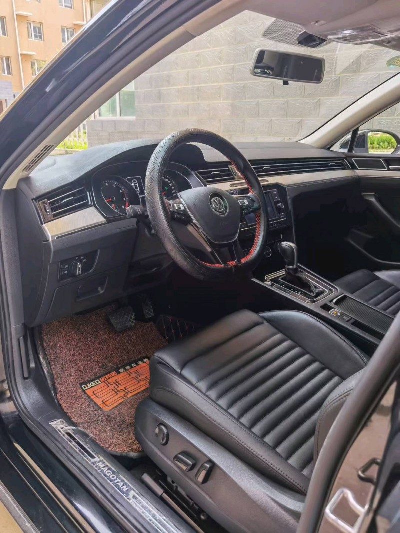 保定18年大众迈腾3