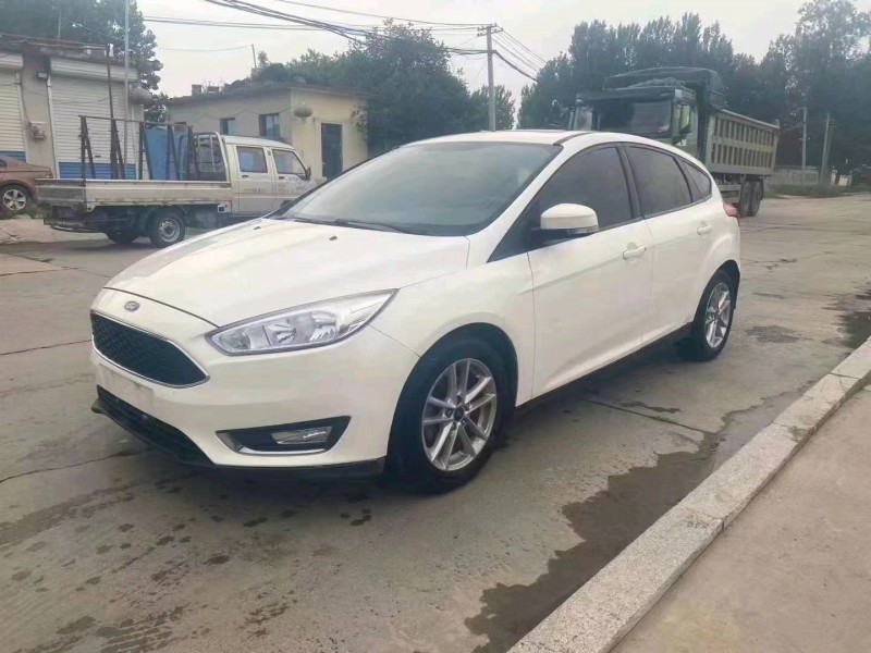 东营16年福特福克斯3