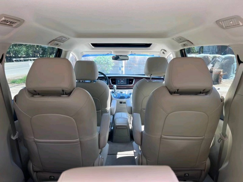 北京19年别克GL83