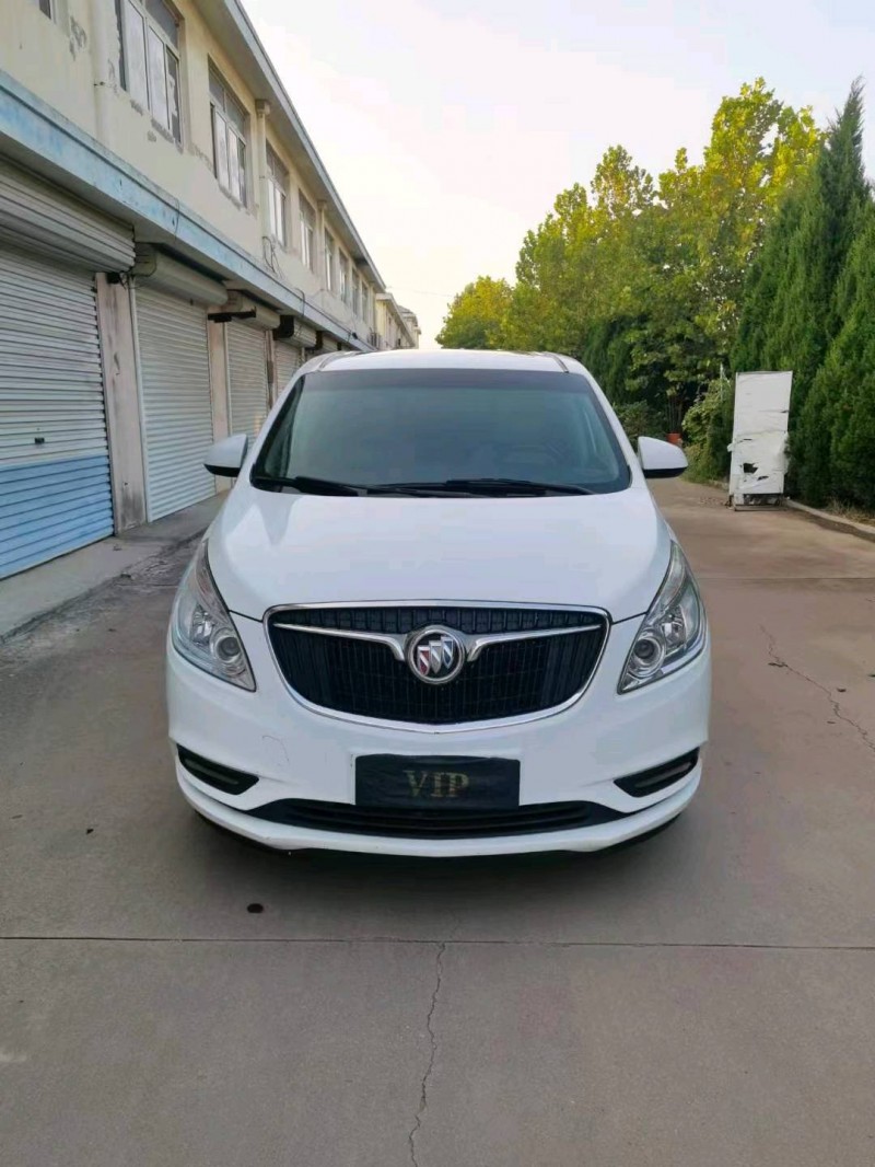 东营17年别克GL81