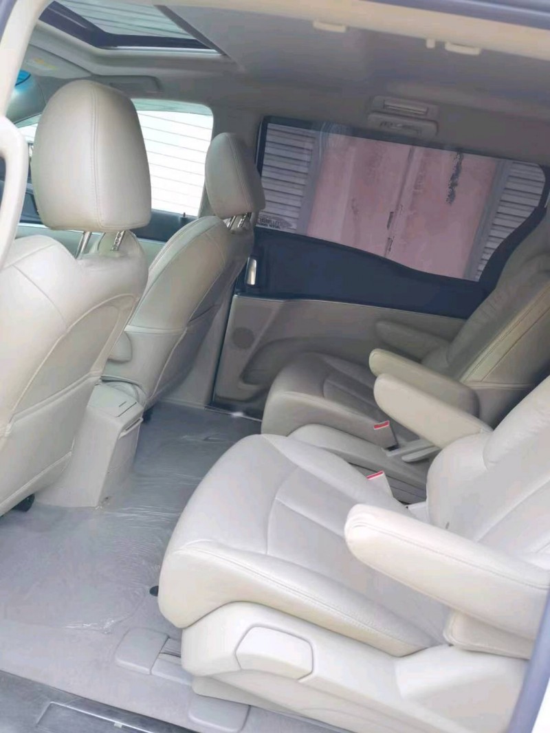 东营17年别克GL86