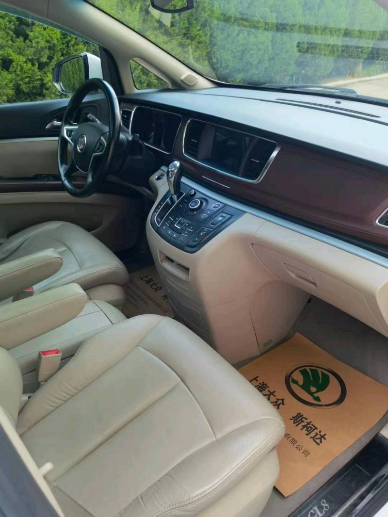 东营17年别克GL88