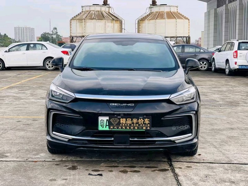 东莞21年北汽新能源EU系列8