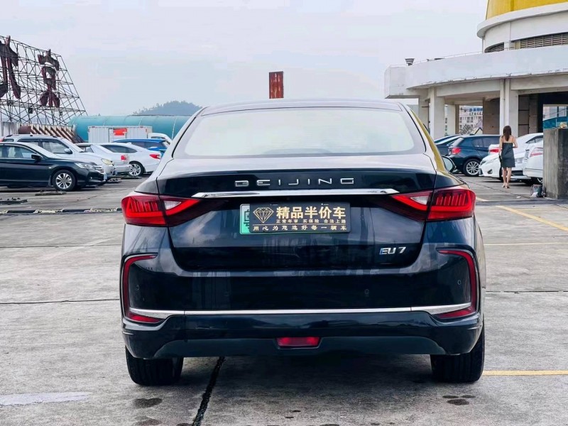 东莞21年北汽新能源EU系列1