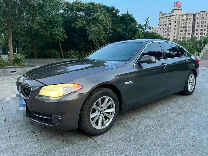 济宁13年宝马5系3
