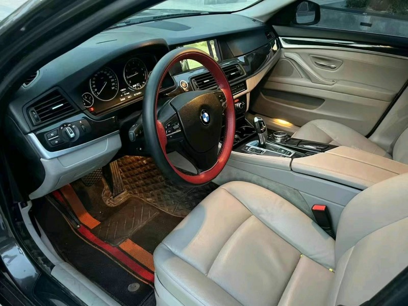 济宁13年宝马5系4