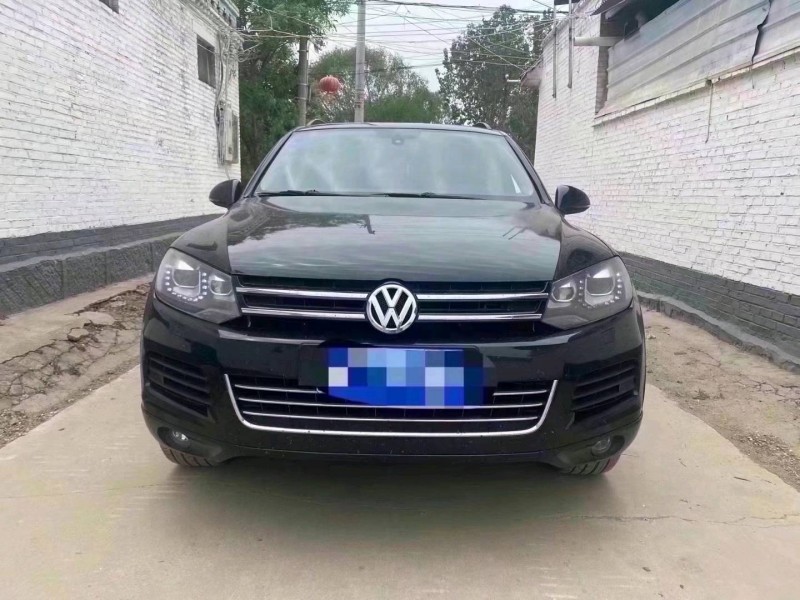 济宁12年大众途锐8