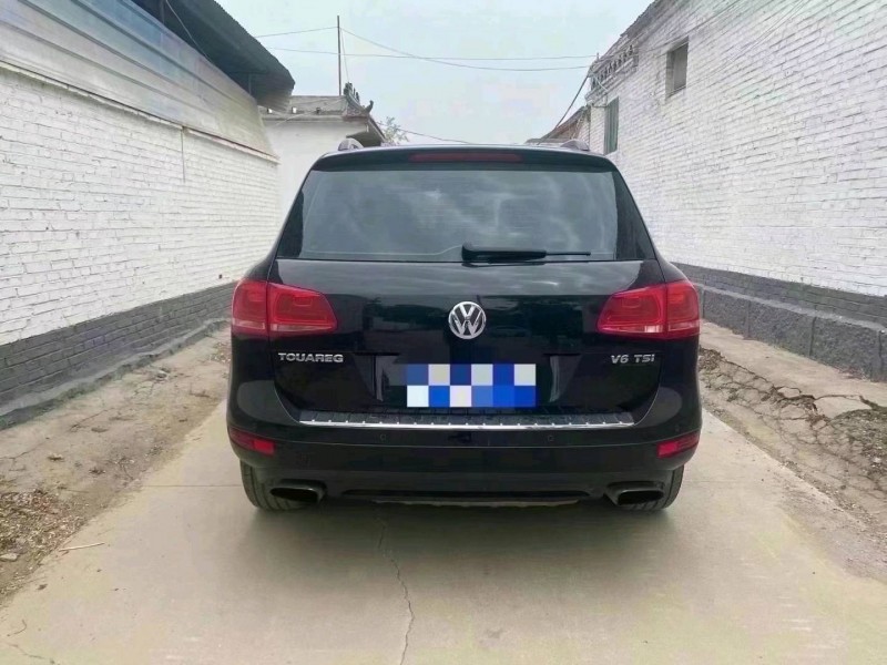 济宁12年大众途锐1