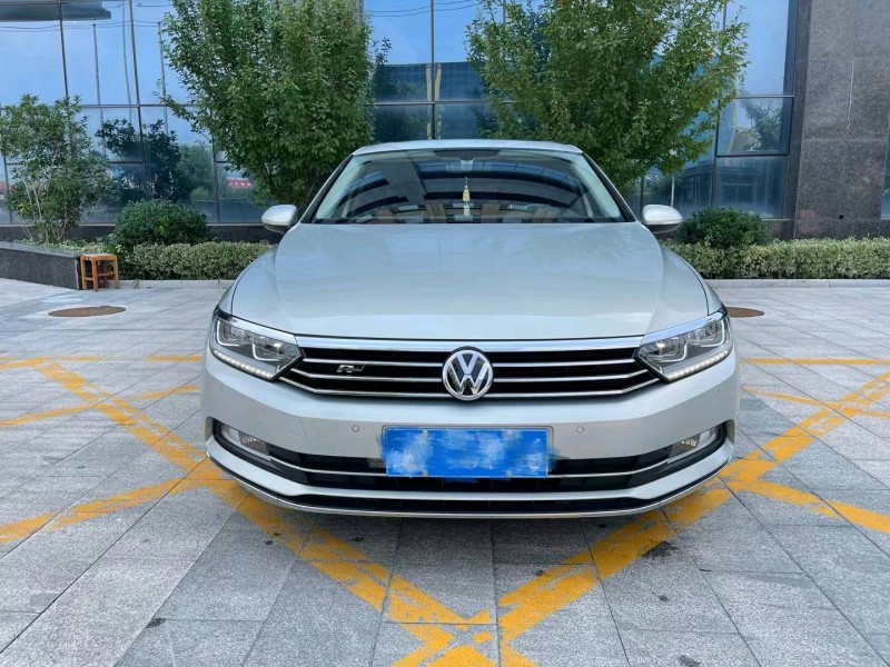 济宁17年大众迈腾1