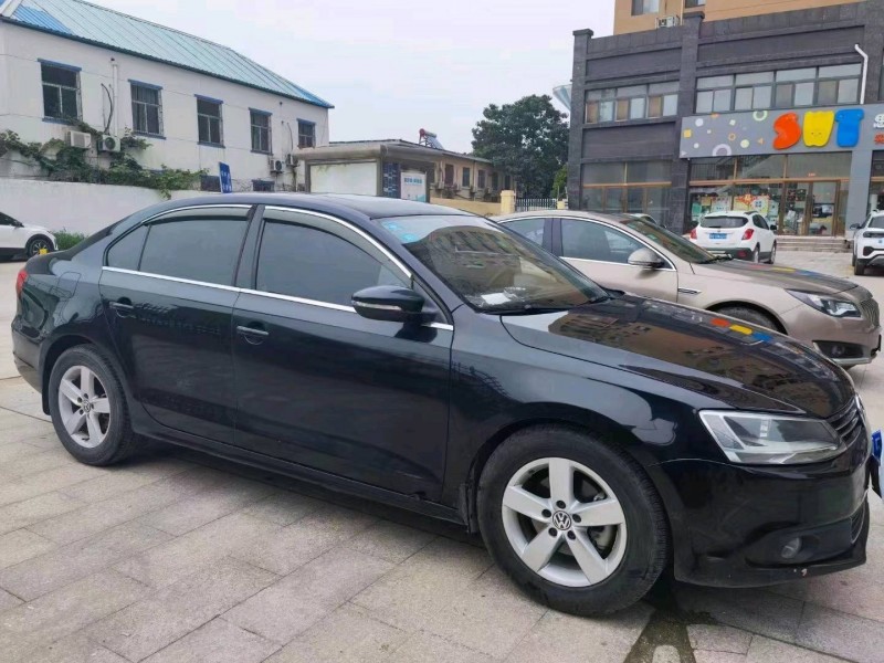 北京12年大众速腾8