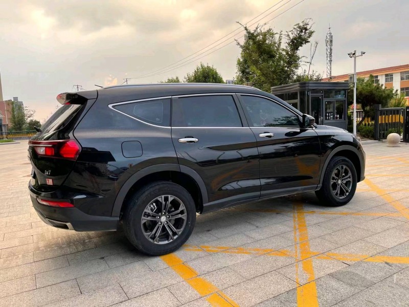 济宁21年东风风光6