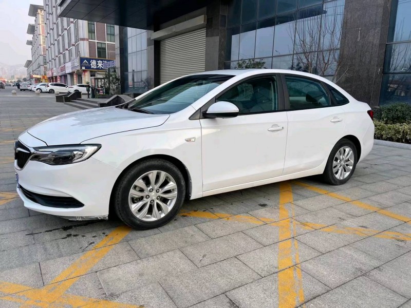 济宁19年别克英朗2