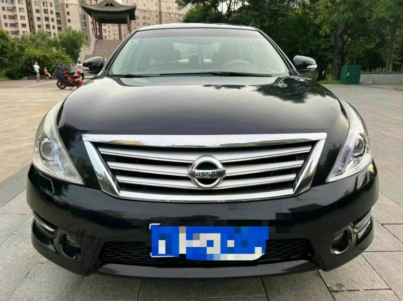 济宁11年日产天籁1