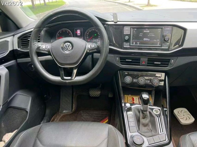 东莞19年大众探岳5