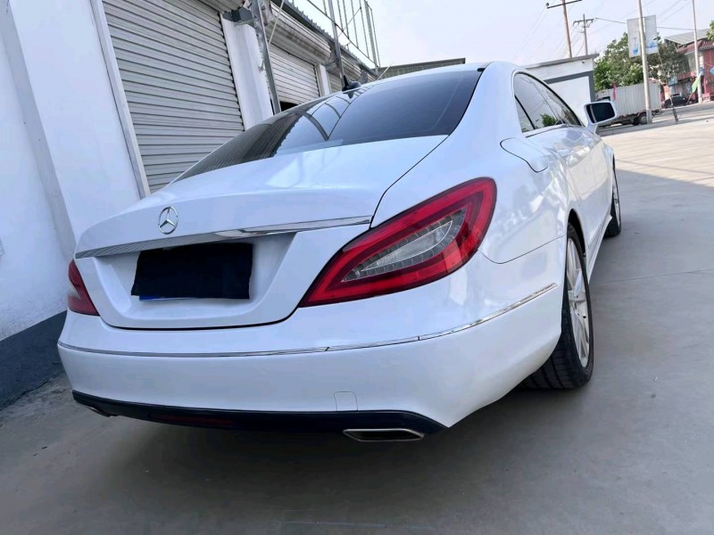 石家庄12年奔驰CLS3