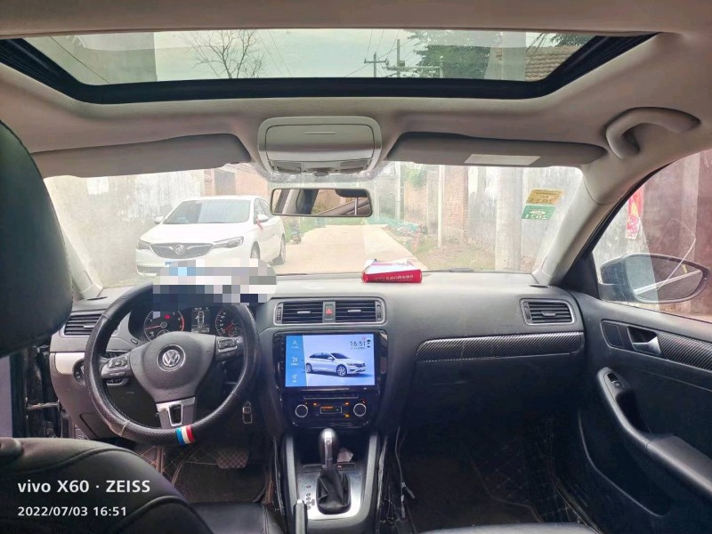 济宁15年大众速腾4