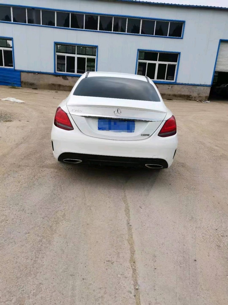 东营19年奔驰C2