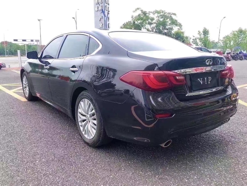 九江18年英菲尼迪Q706