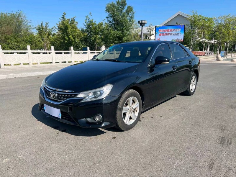徐州14年丰田锐志2