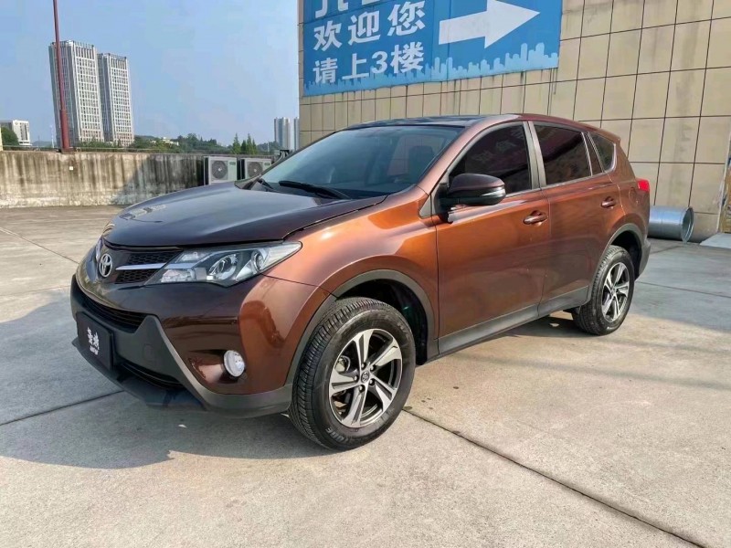 北京16年丰田RAV42