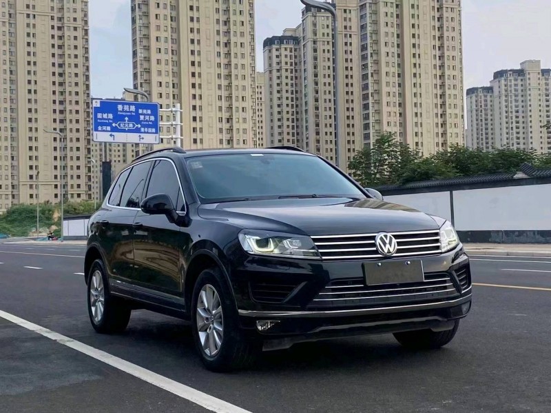 东营16年大众途锐3