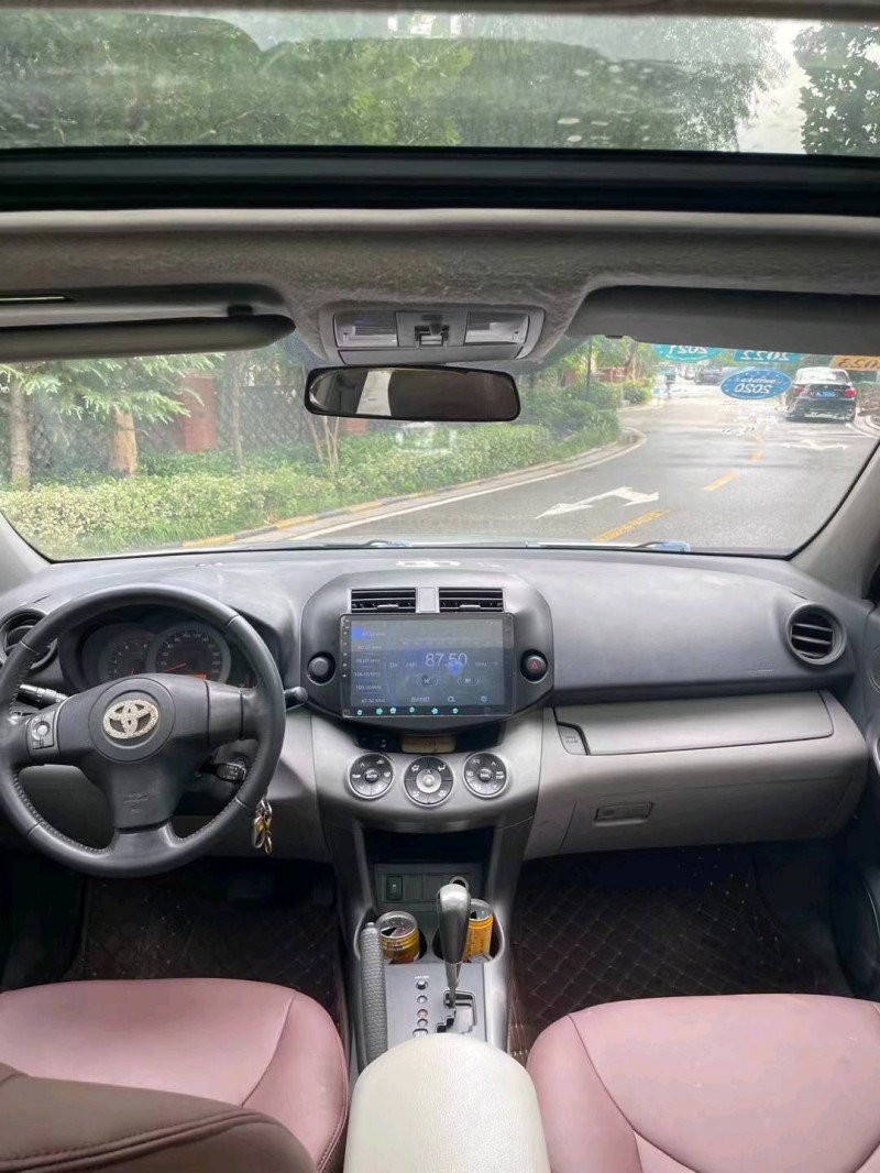东营11年丰田RAV45