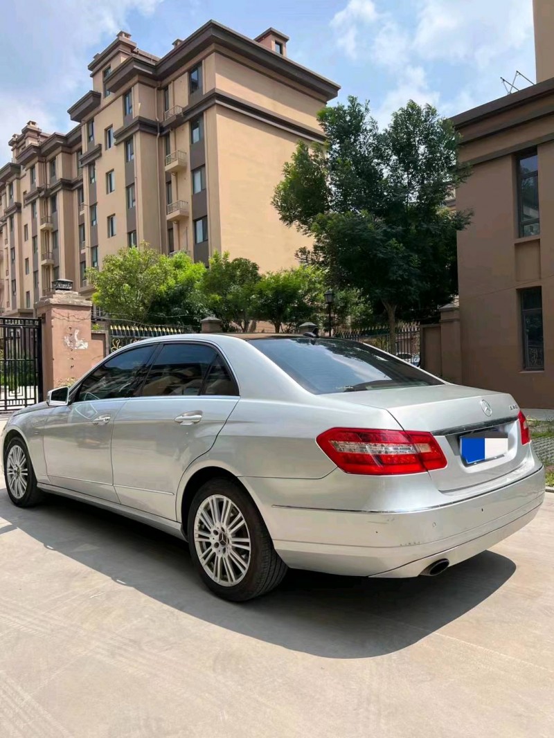 东营10年奔驰E7