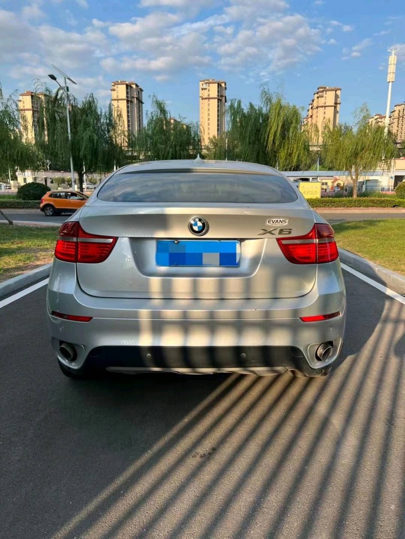 烟台09年宝马X69