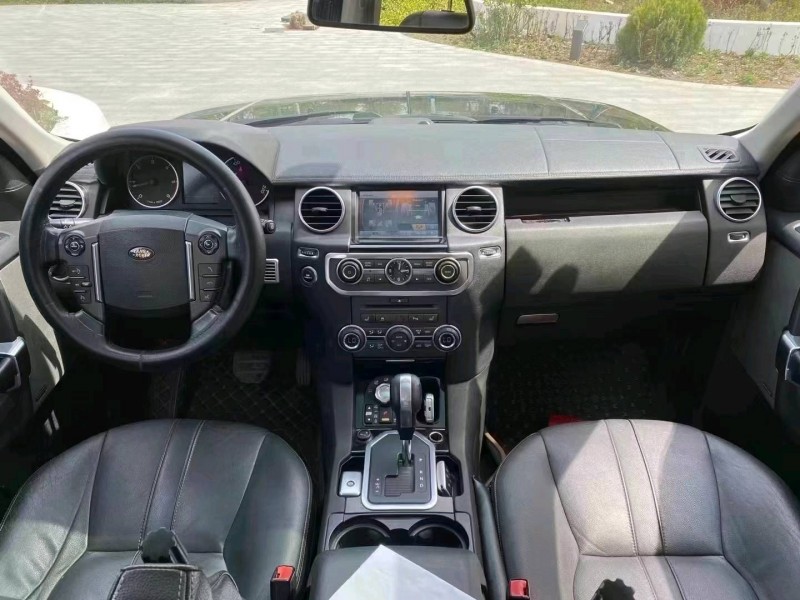 烟台10年路虎发现8