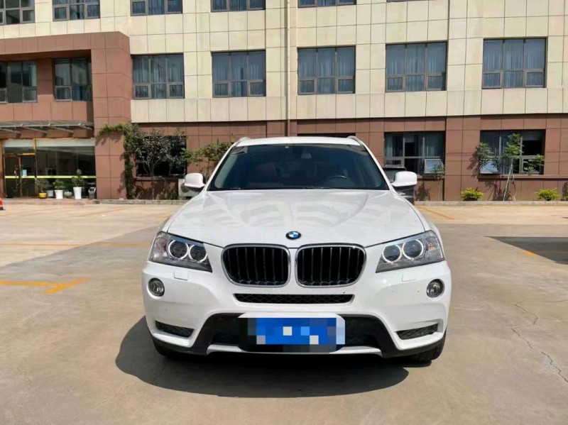 东营13年宝马X39