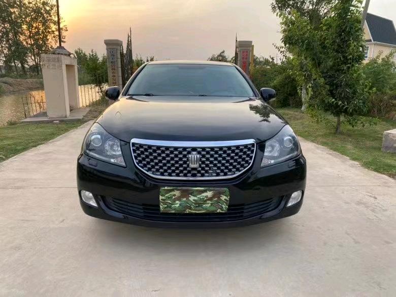 徐州12年丰田皇冠1