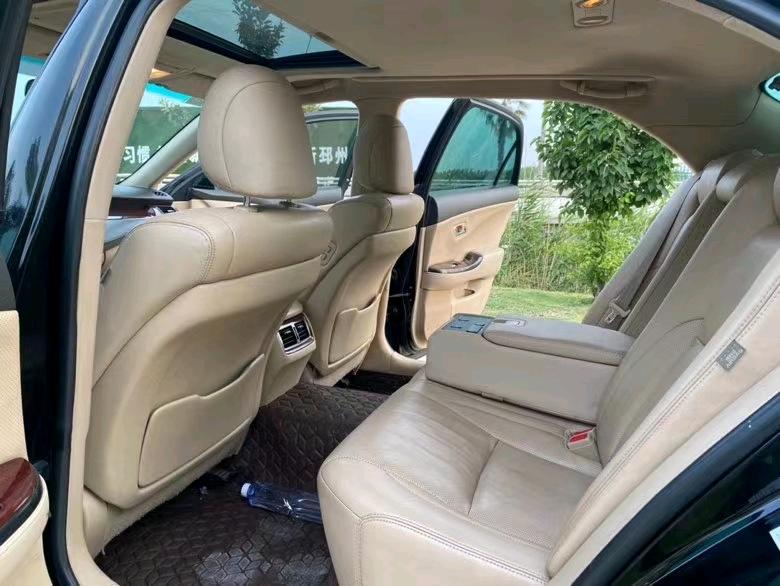 徐州12年丰田皇冠5