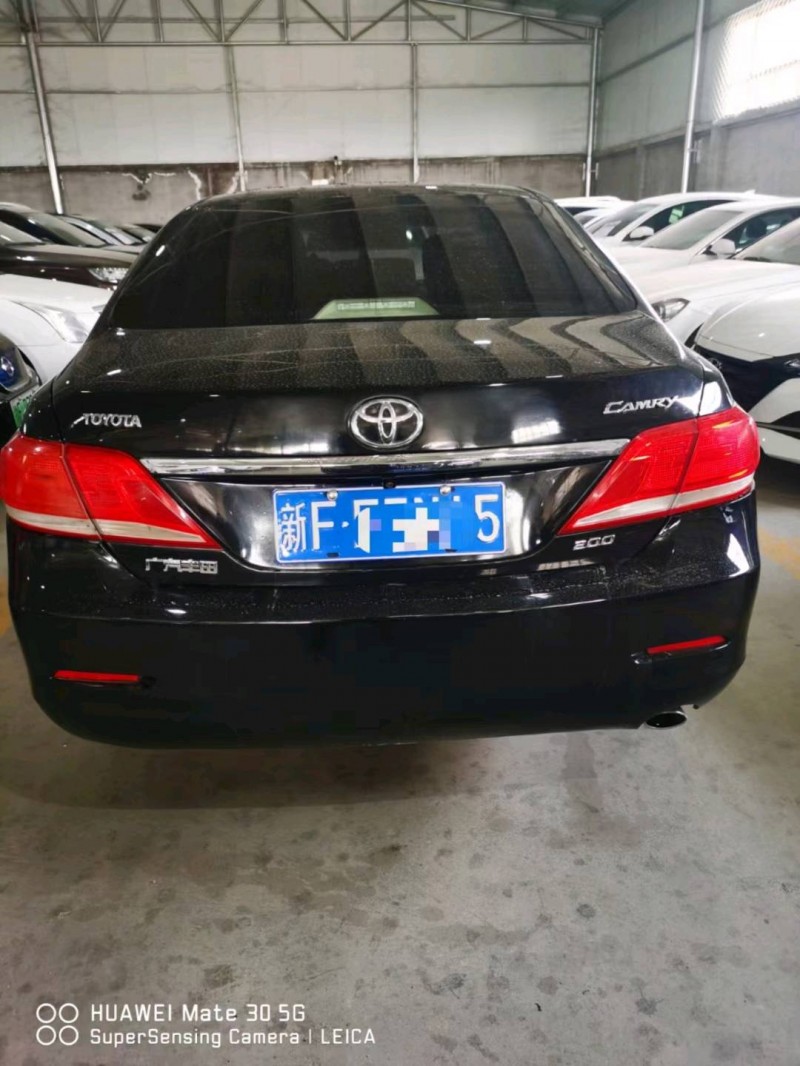 保定13年丰田凯美瑞9