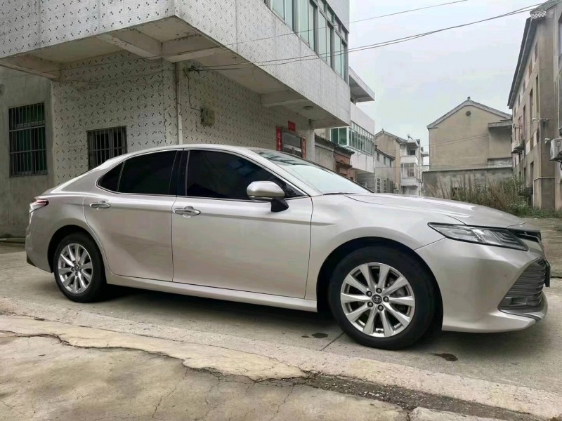 徐州20年丰田凯美瑞3