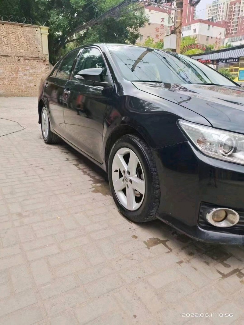 保定14年丰田凯美瑞2