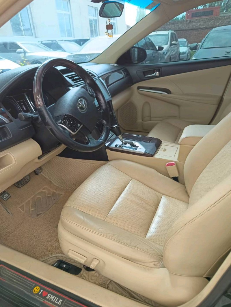 保定15年丰田凯美瑞5