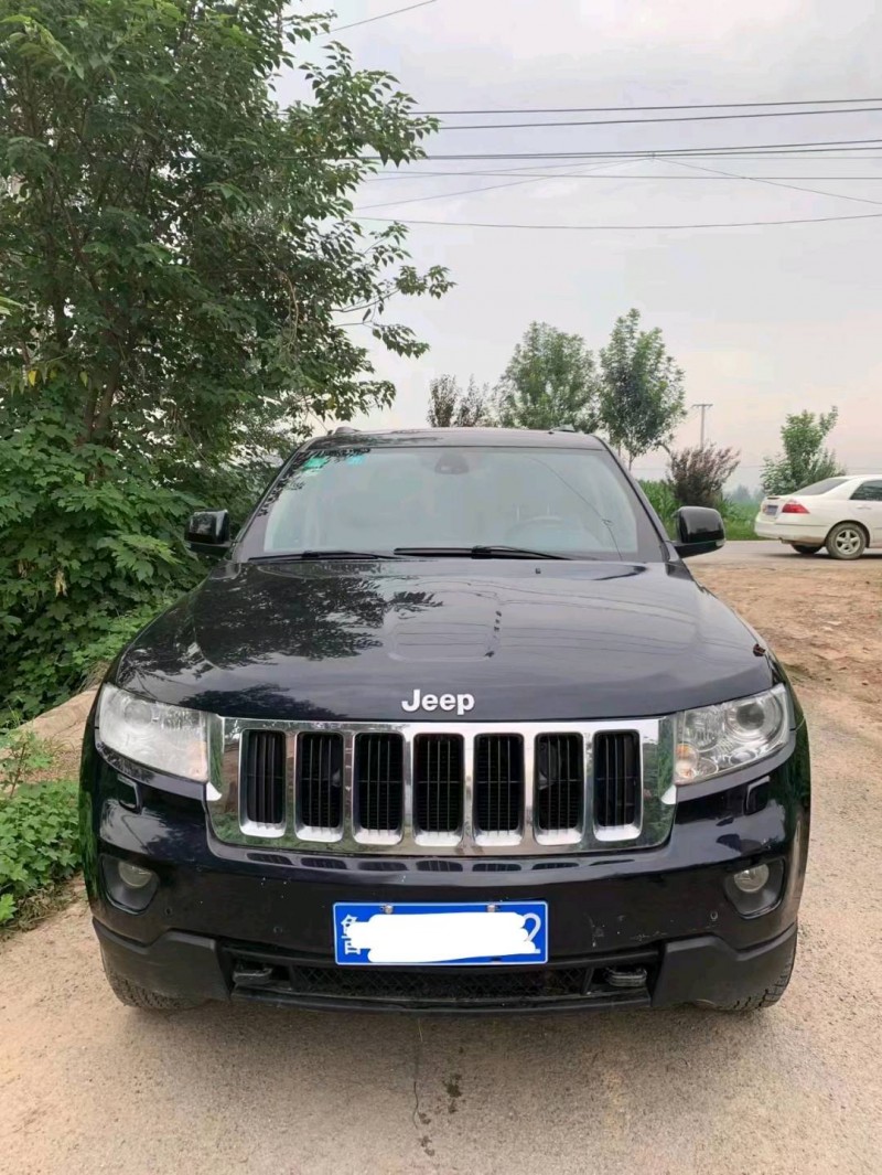 北京11年Jeep大切諾基9