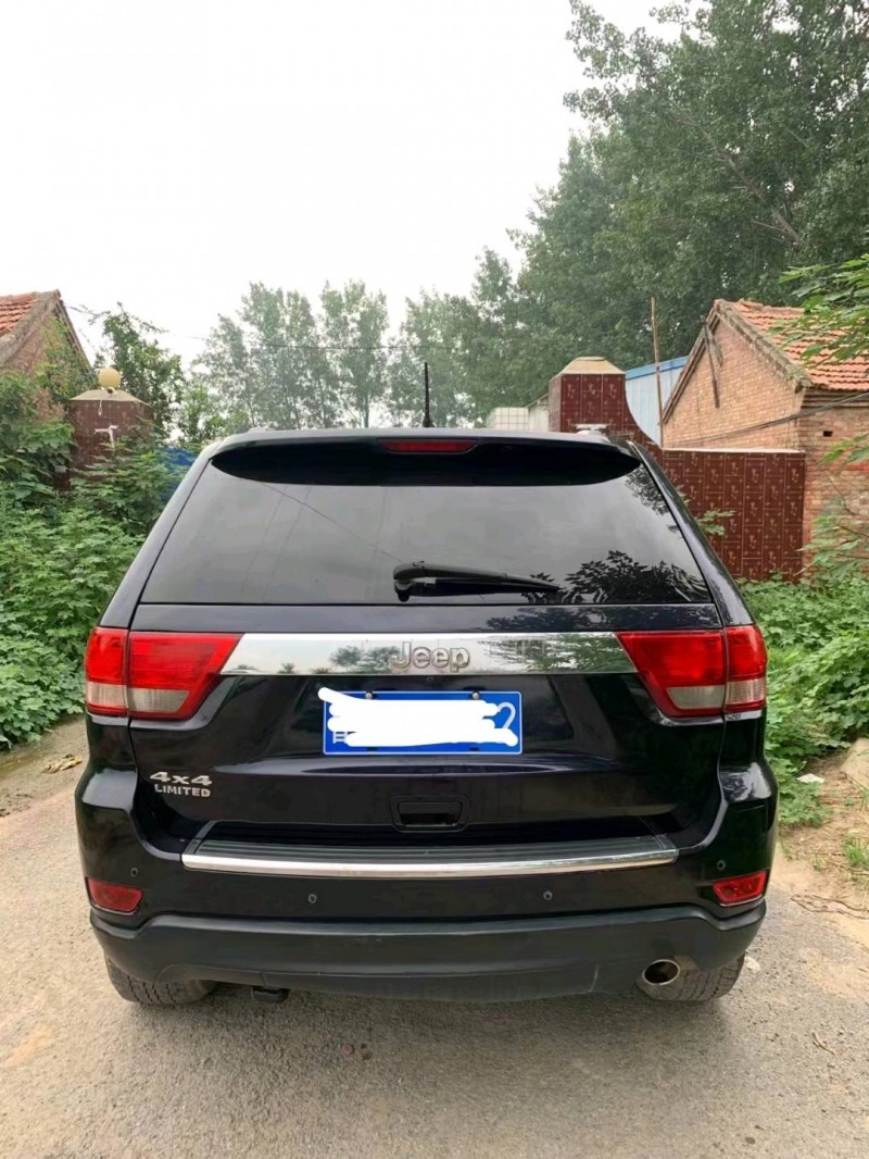 北京11年Jeep大切諾基2