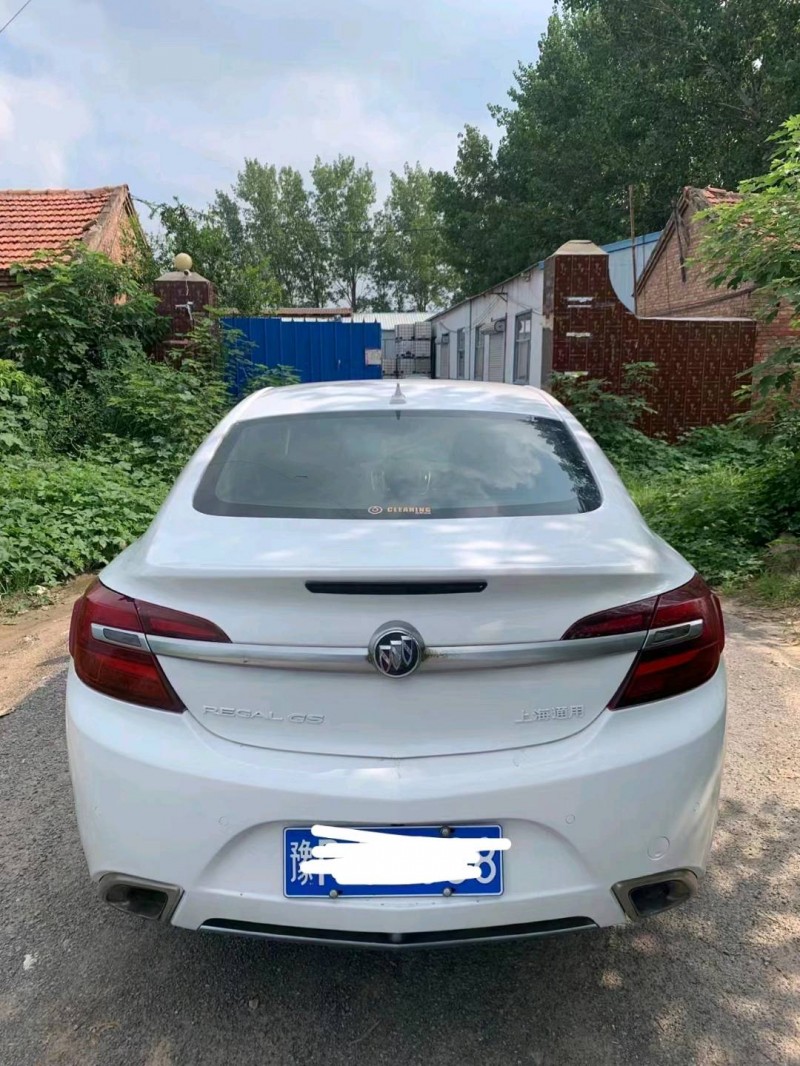 北京14年别克君威8